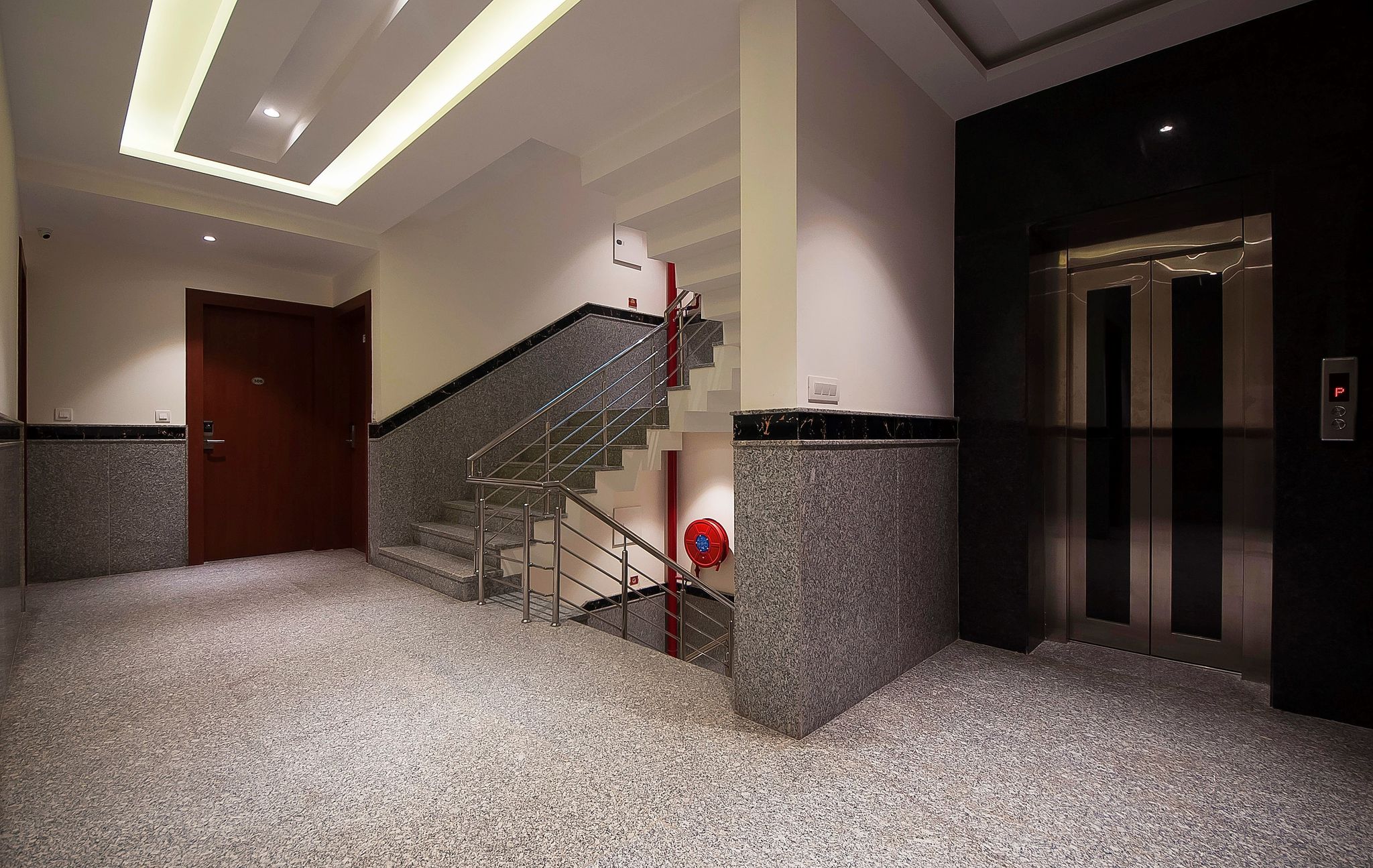 undefined Hotel Z Suite Near Delhi Airport 3