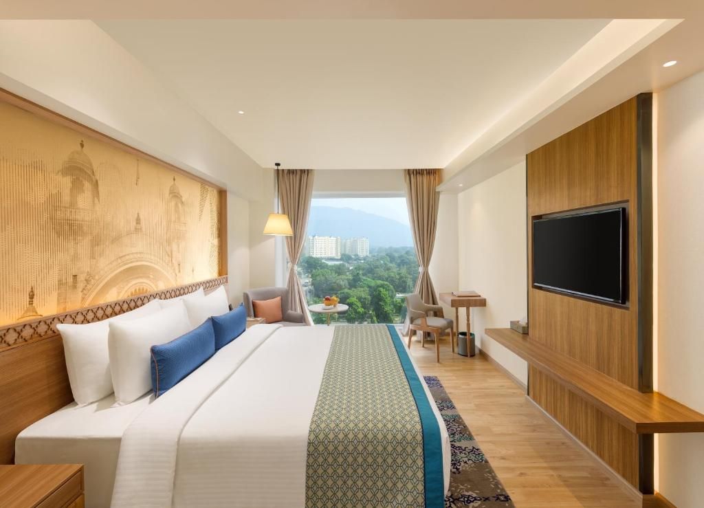 undefined Bellevue Sarovar Portico 9