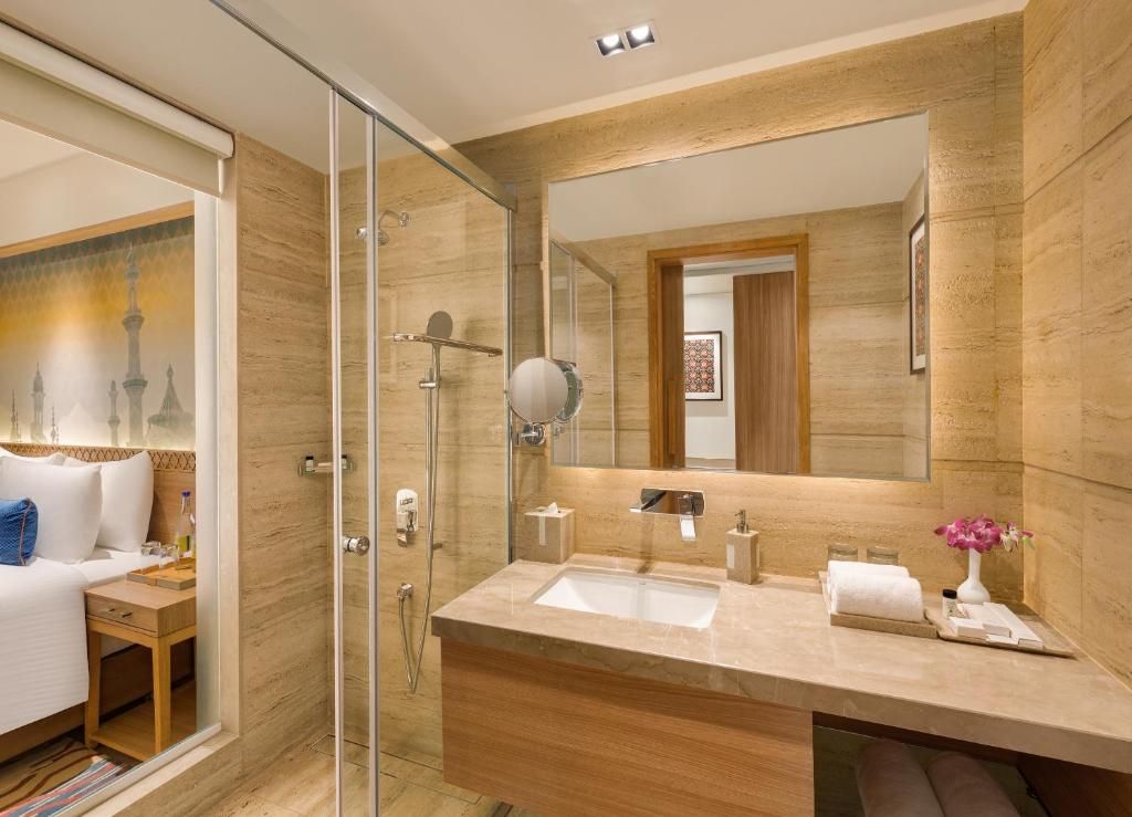 undefined Bellevue Sarovar Portico 10