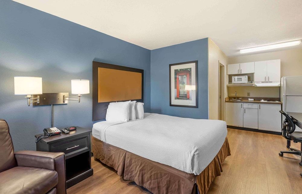 Extended Stay America Suites Chesapeake Crossways Blvd Studio, 1 Queen Bed, Non Smoking