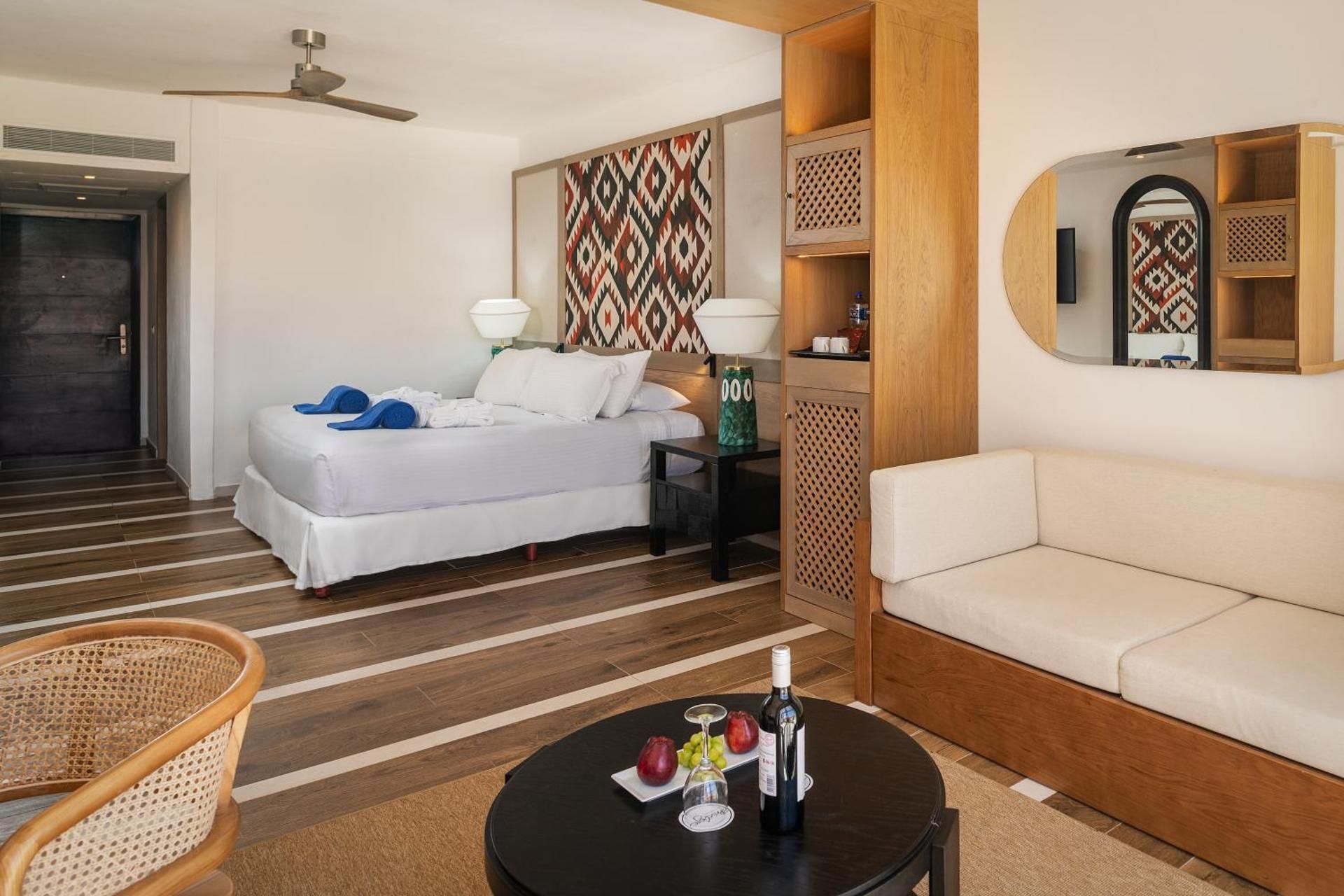 Suite with Sea View
