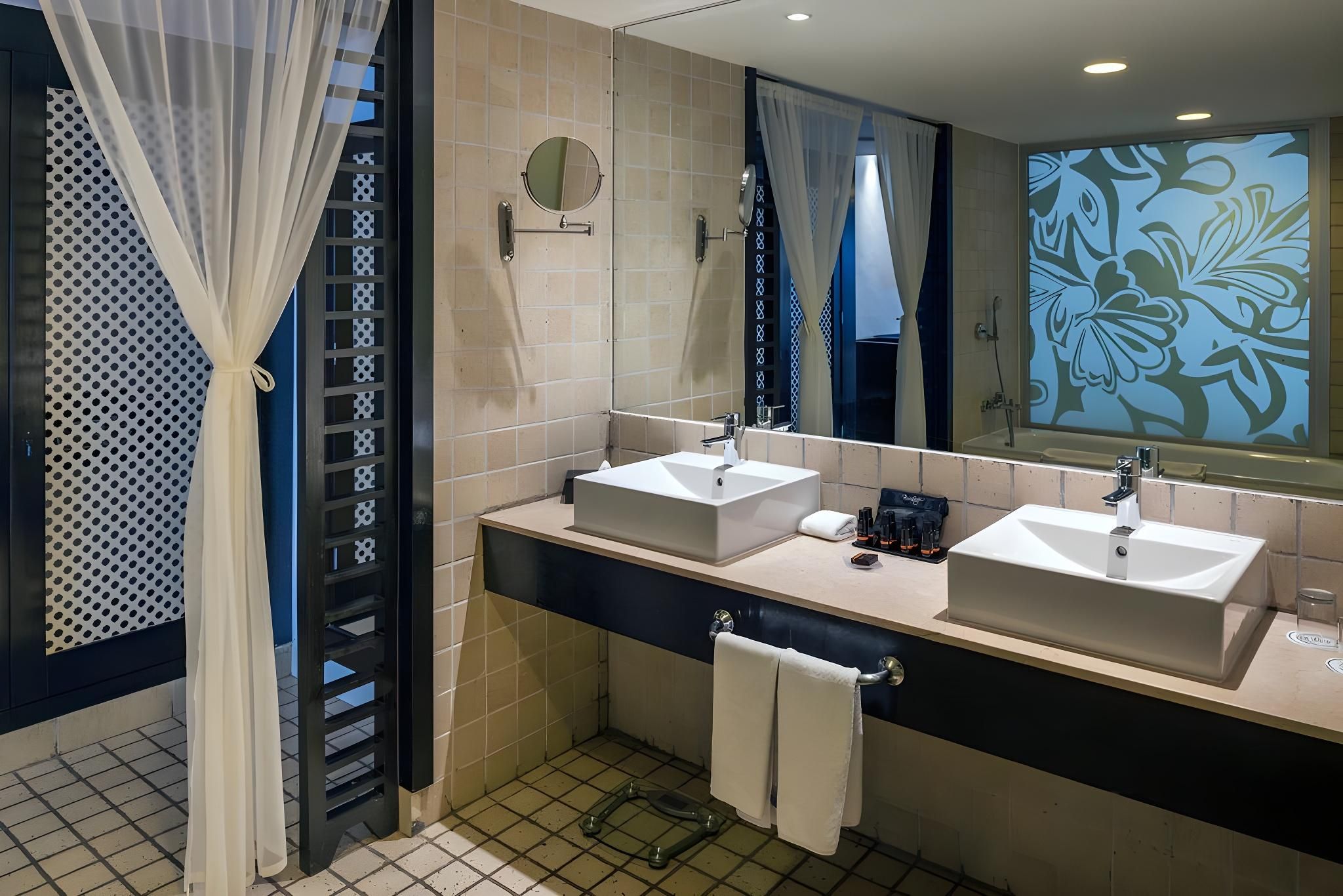 Privilege Master Suite