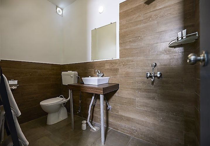 Nishantam Rishikesh by JARA Hotels Standard Room 4