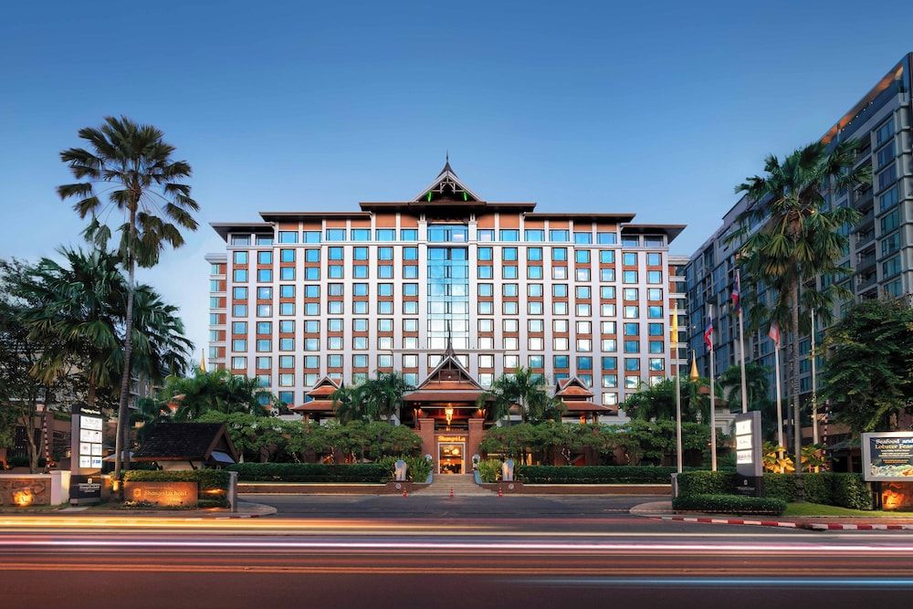 undefined Shangri-La Chiang Mai