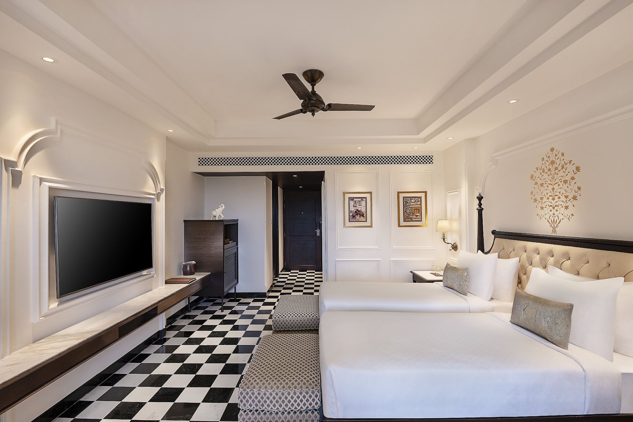 Aurika, Udaipur - Luxury by Lemon Tree Hotels Deluxe King Room
