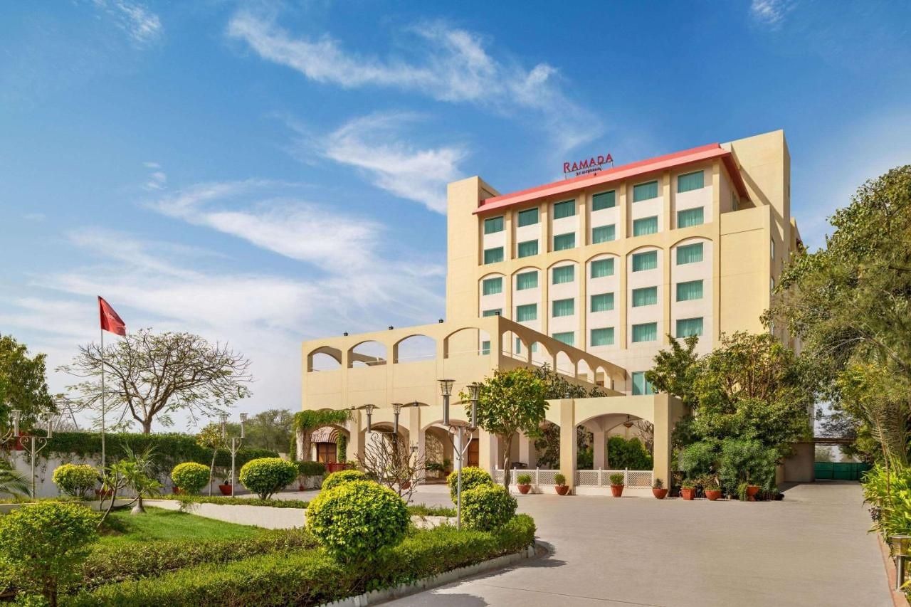 Hotel Exterior