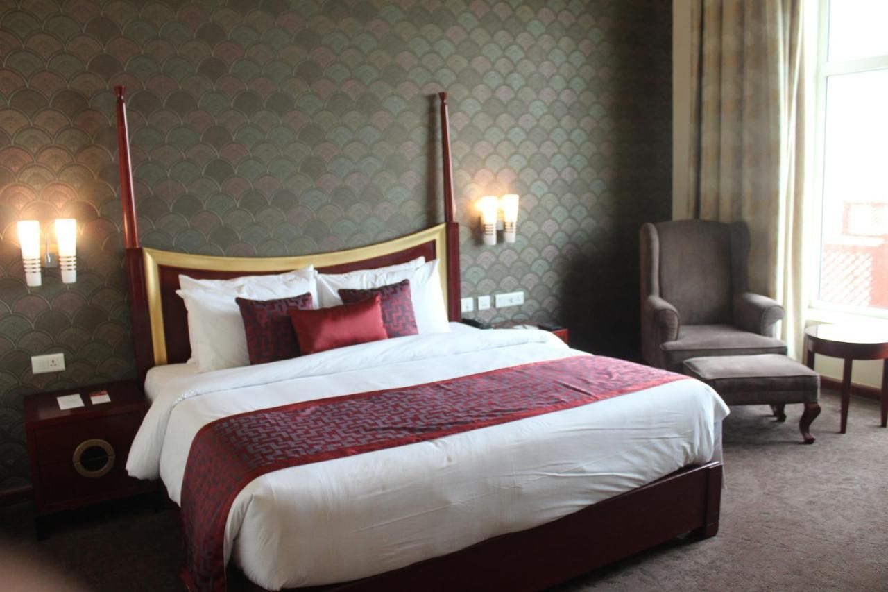Premium King Room (Non Smoking)