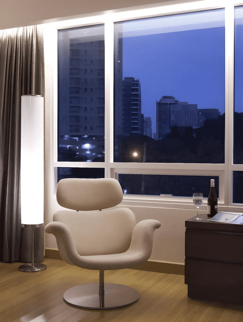 NH Bangkok Asoke Superior Room 18