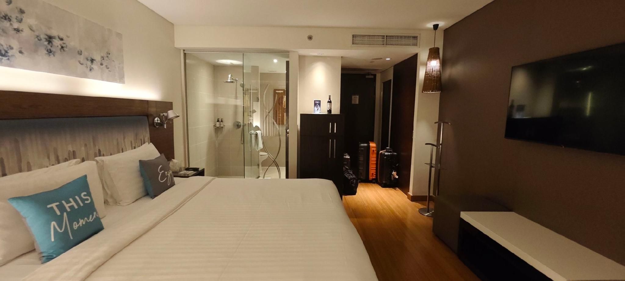 NH Bangkok Asoke Superior Room 19