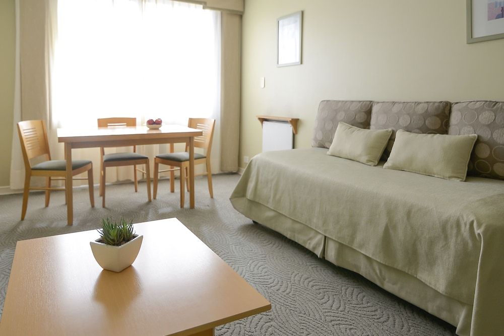 Senior Suite