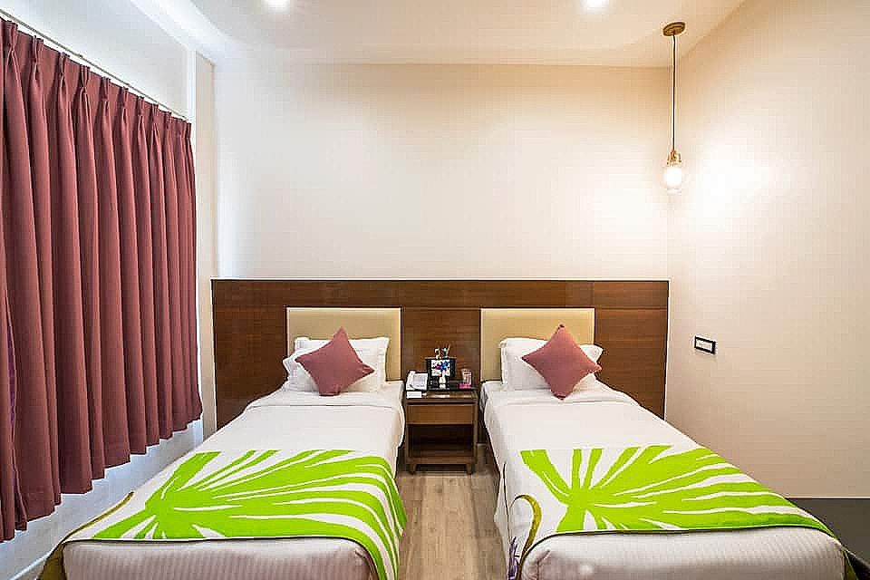 Deluxe Double Room with Aravali View