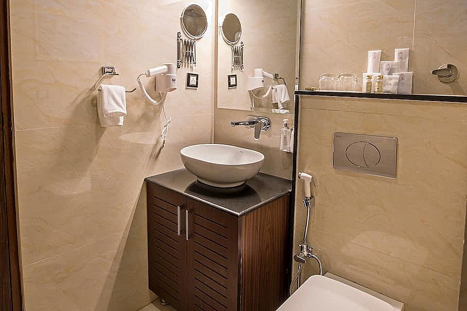 Deluxe Double Room with Aravali View