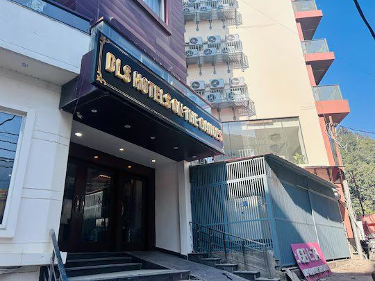 undefined DLS Hotels on The Ganges 6