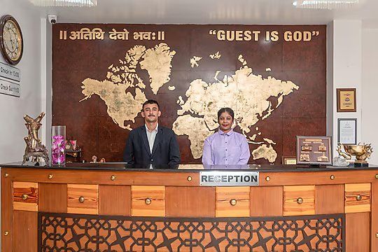 undefined DLS Hotels on The Ganges 2