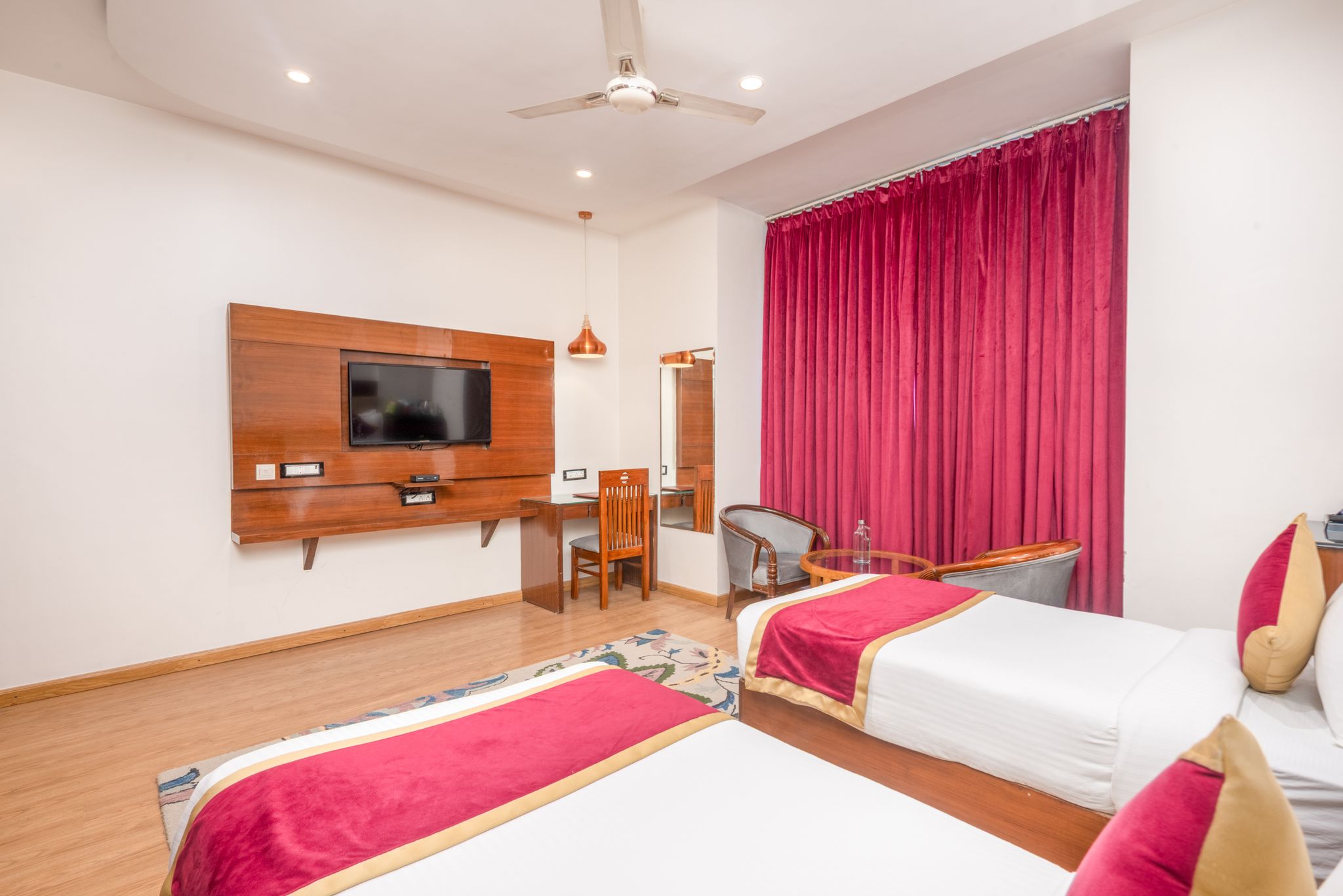 DLS Hotels on The Ganges Deluxe Twin Room 2