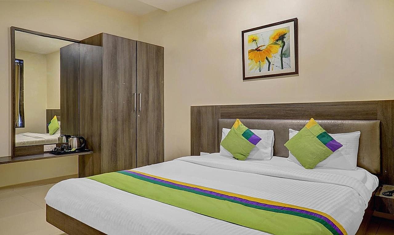 Treebo Bhagyashree Executive Standard Double Room 5