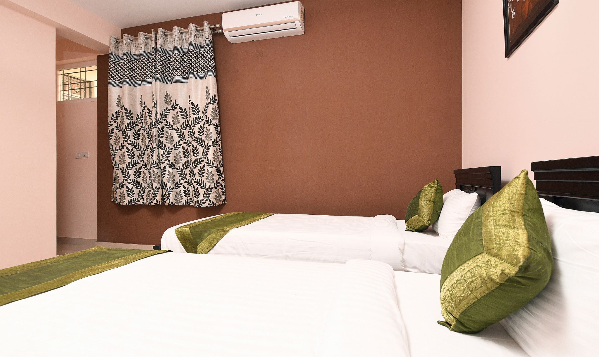 Itsy Hotels Shivas Kuteera Standard Double Room