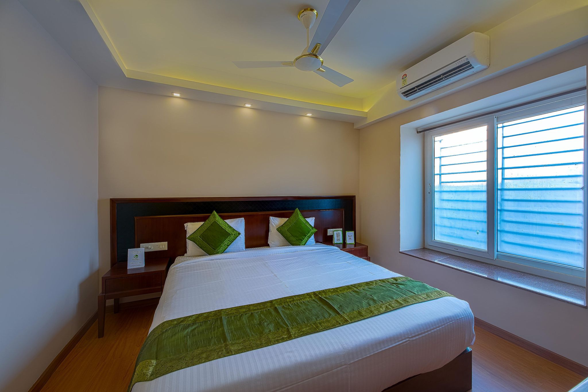 Treebo Vedanta, Metropolitan Standard Double Room 3