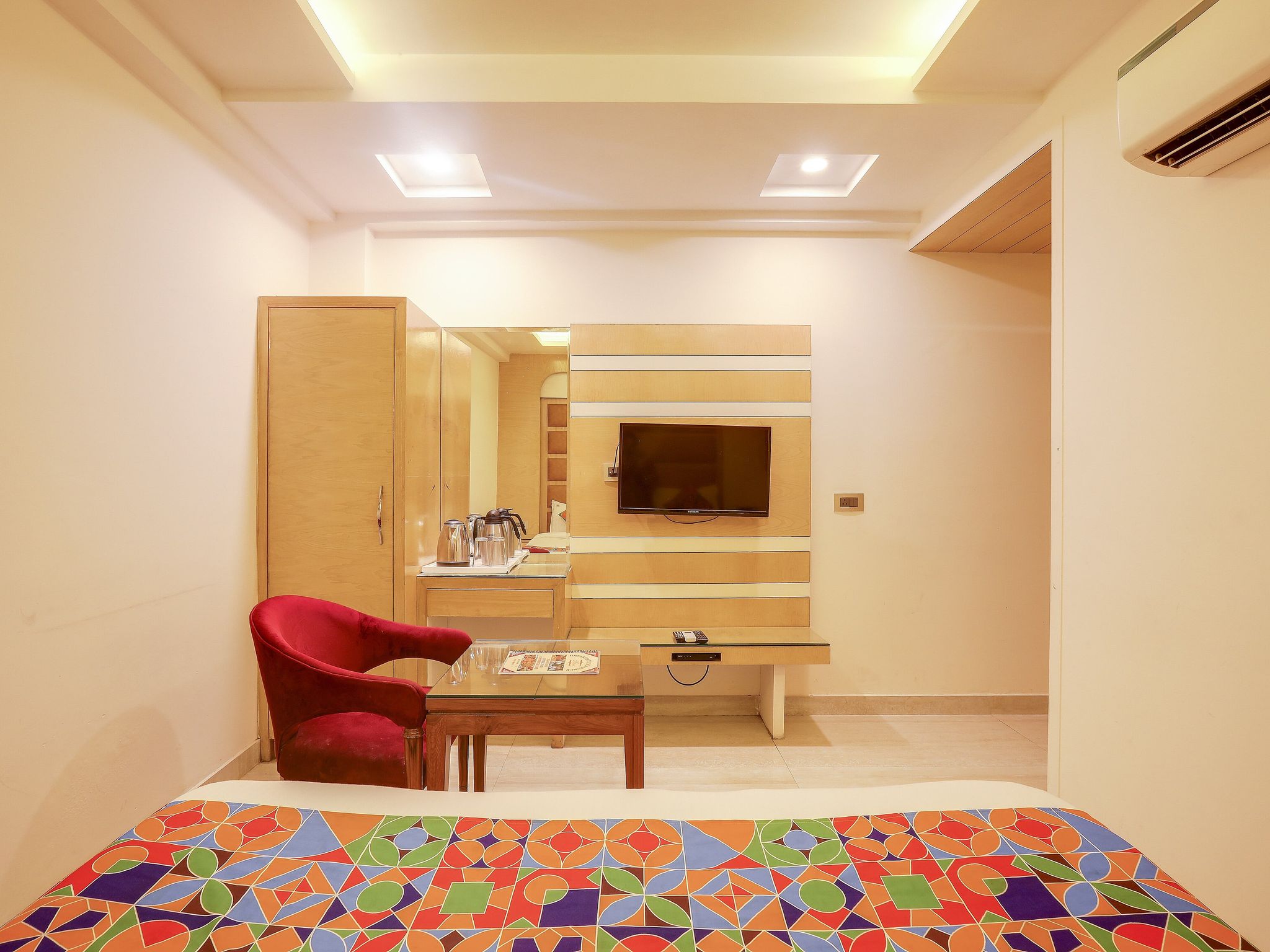 Hotel Mohit- Paharganj New Delhi Deluxe Room With Complimentary Free WiFi 10