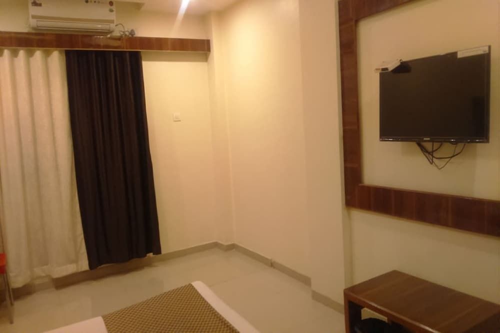 Triple Bed AC Deluxe Room