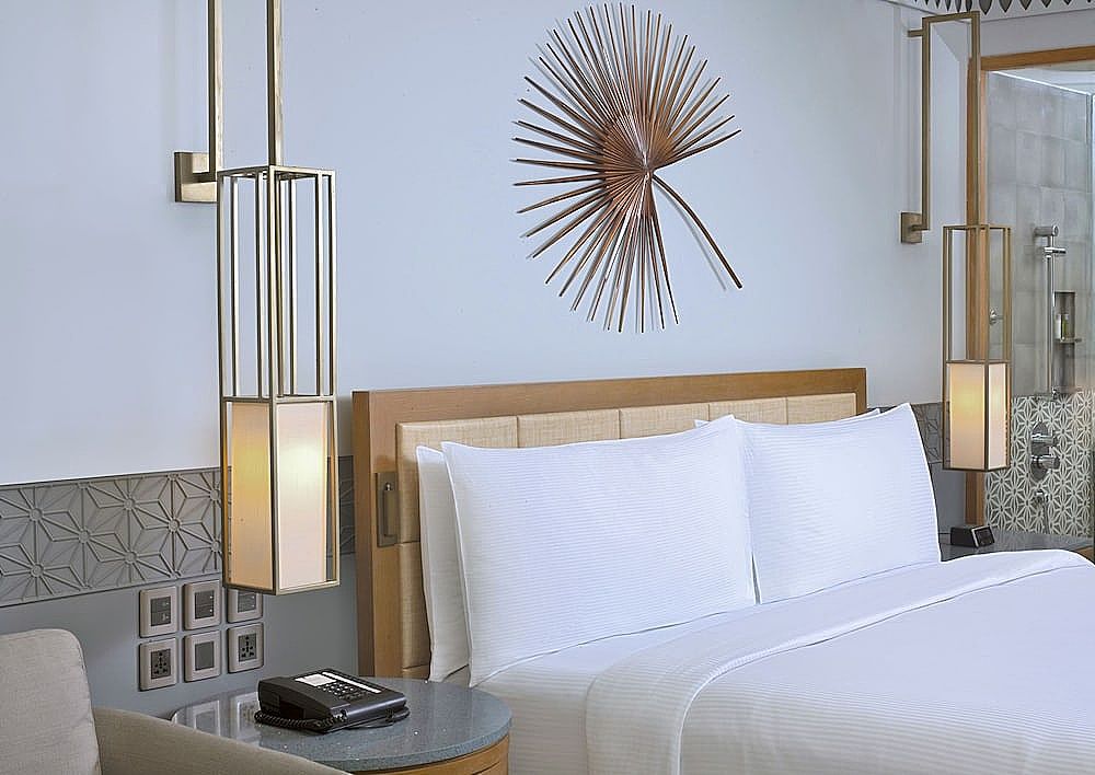 DoubleTree by Hilton Goa-Panaji Deluxe Room, 1 King Bed, Garden View 2