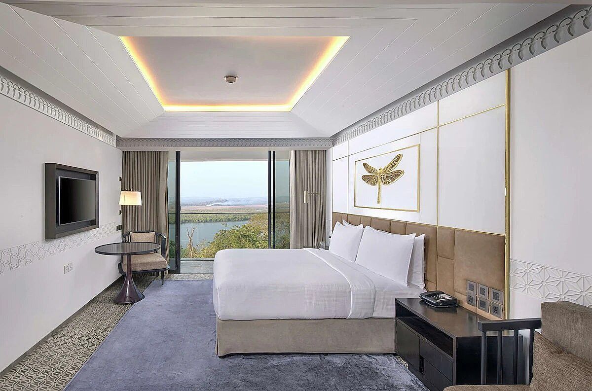 Premium Suite, River View