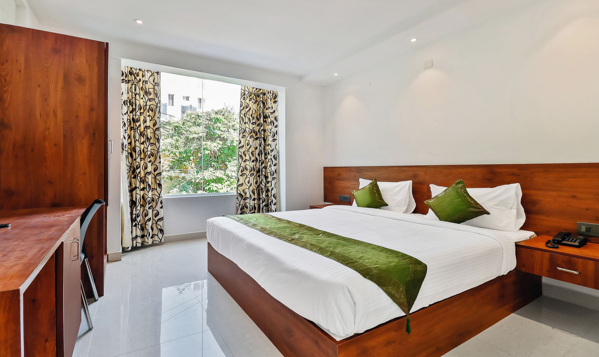 Treebo Blu Orchid Standard Double Room 5
