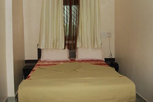 Hotel Sai Goraba Double Room 6