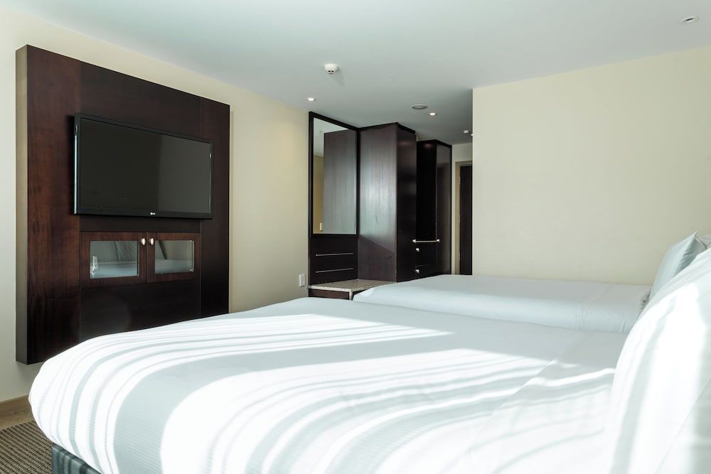 Superior Room, 2 Double Beds, Harbor View