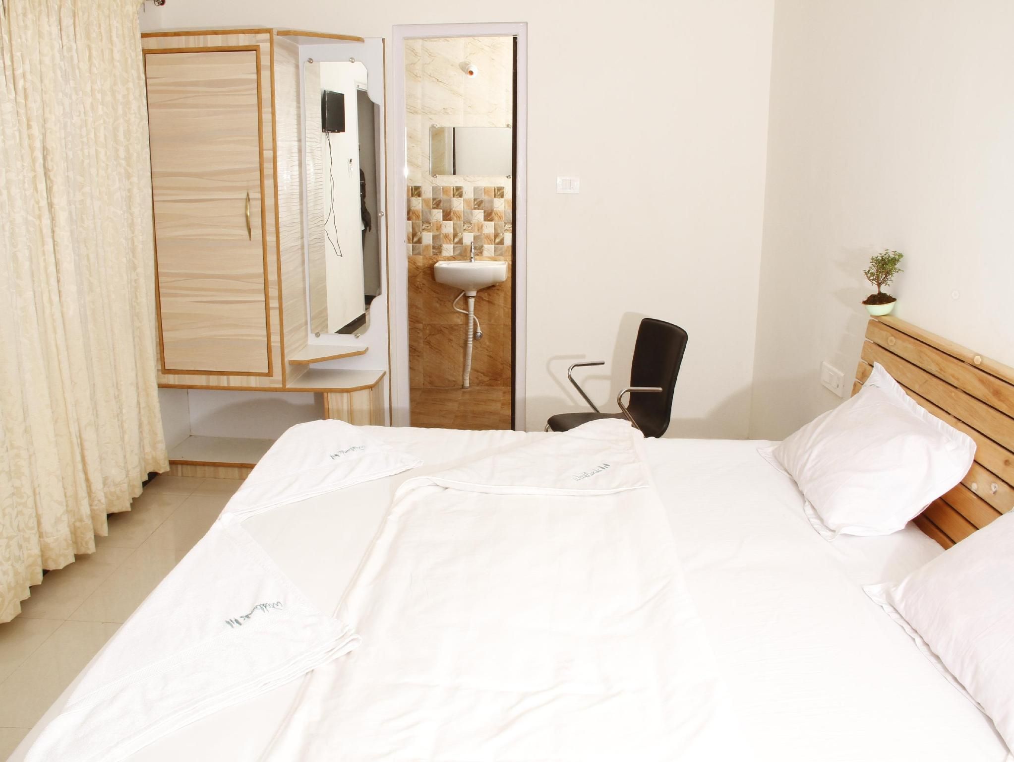 Al Woodlands Residency Premium Room 3