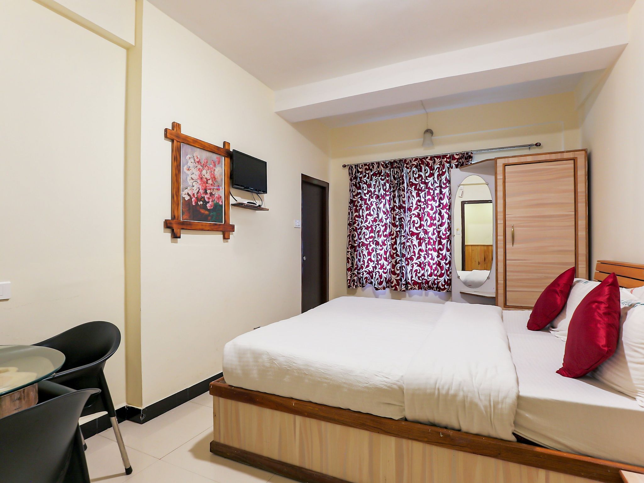 Al Woodlands Residency Classic Room (Non- Garden view) 4