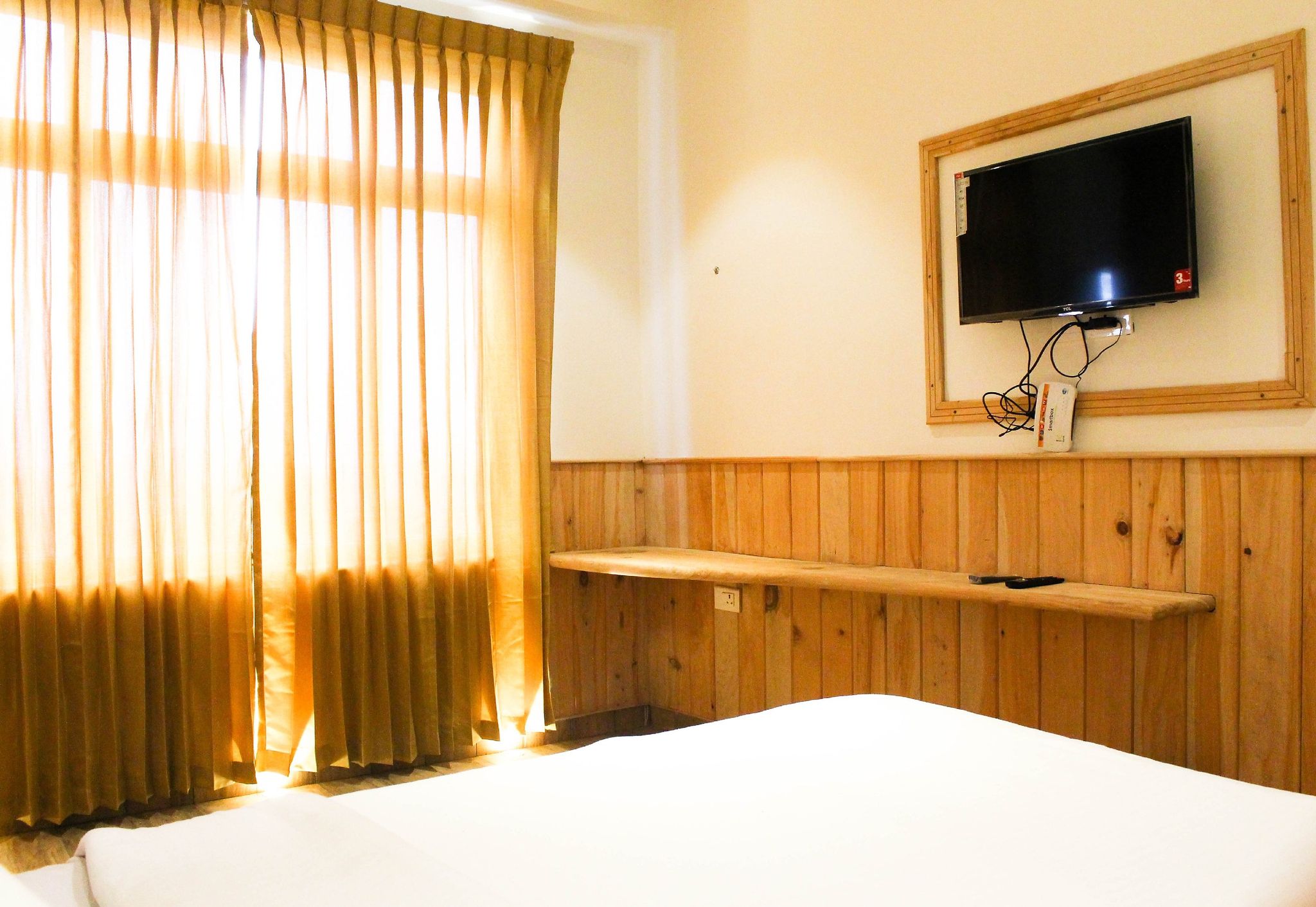 Al Woodlands Residency Premium Room 7
