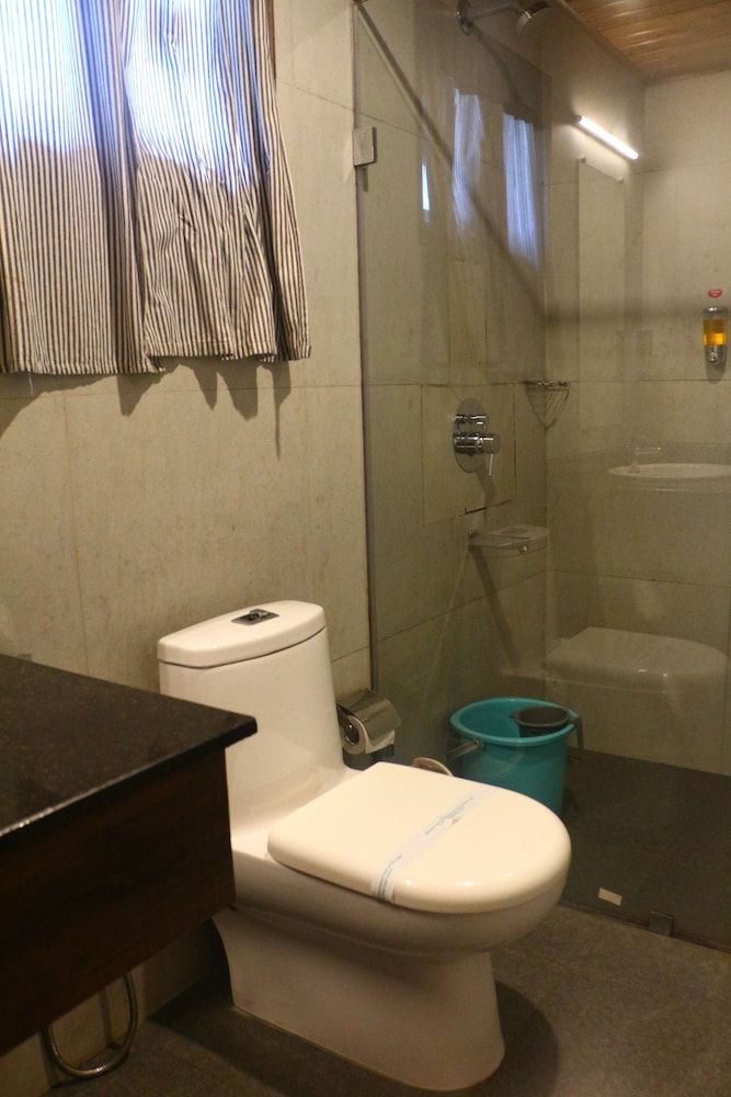 Logan Camp Ooty Superior Double Room 6