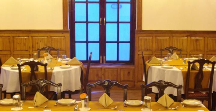 Food & Dining