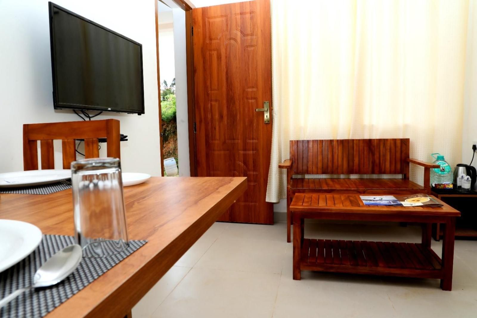 Deluxe King Studio