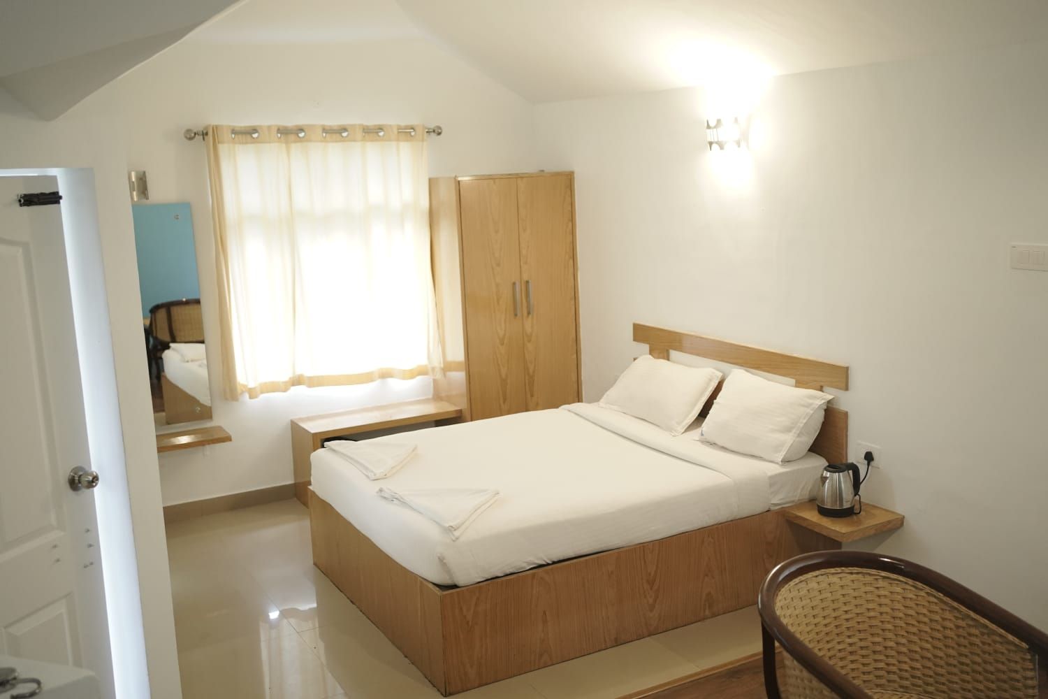 COASTAL GRAND  RESORT - OOTY Double Deluxe Cottage 2