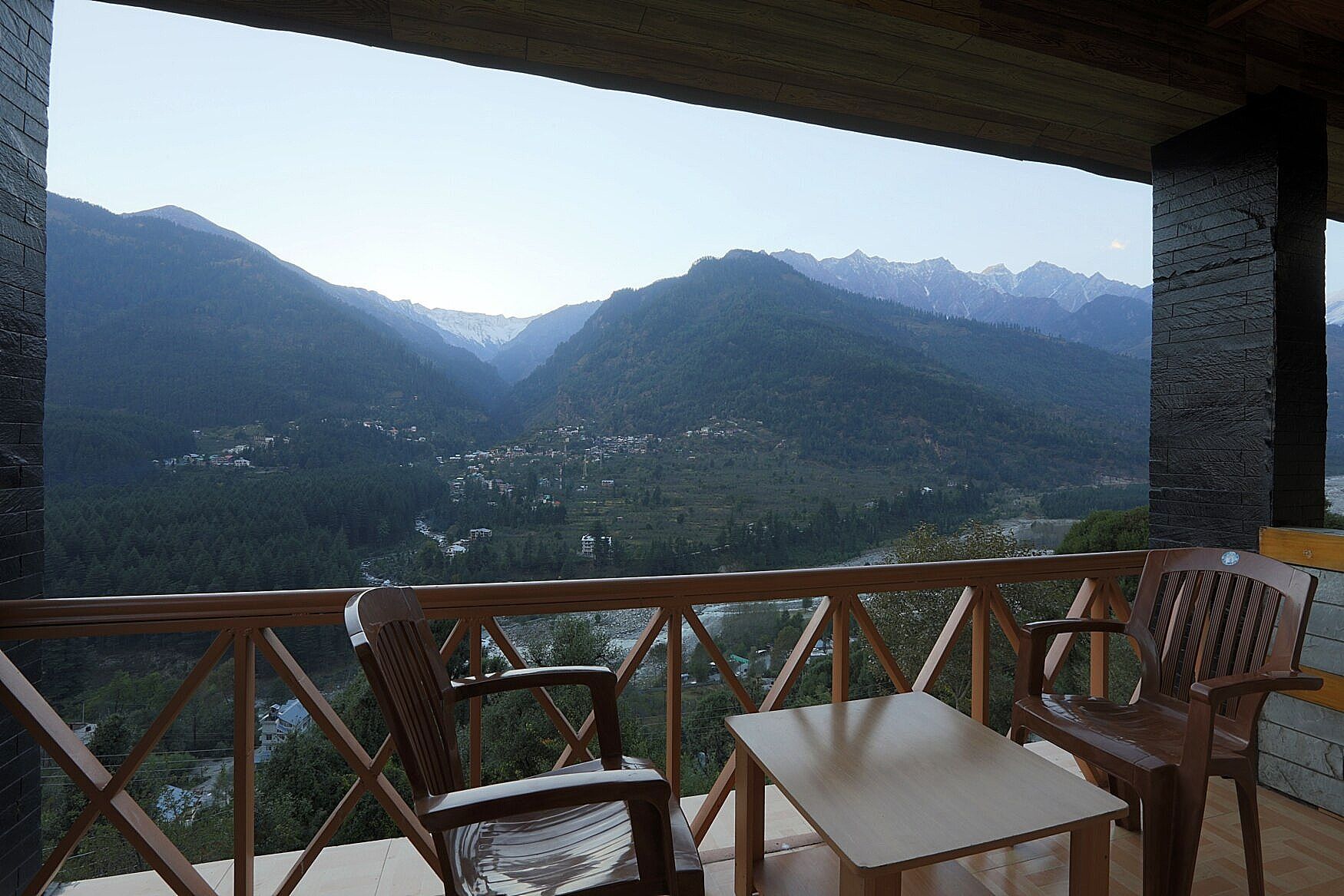 Naina Resort