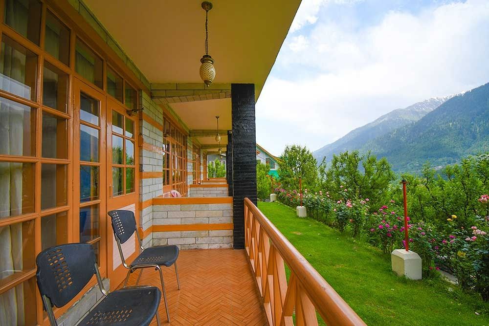 Naina Resort