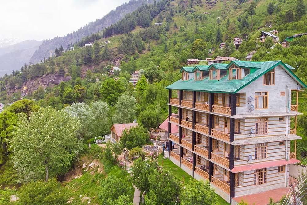 Naina Resort