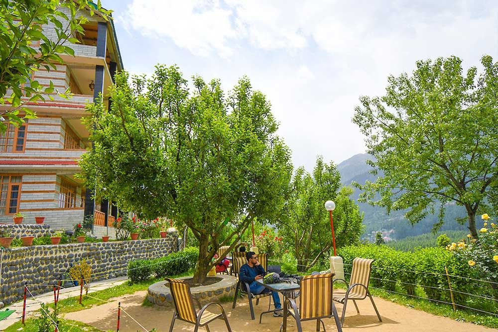 Naina Resort