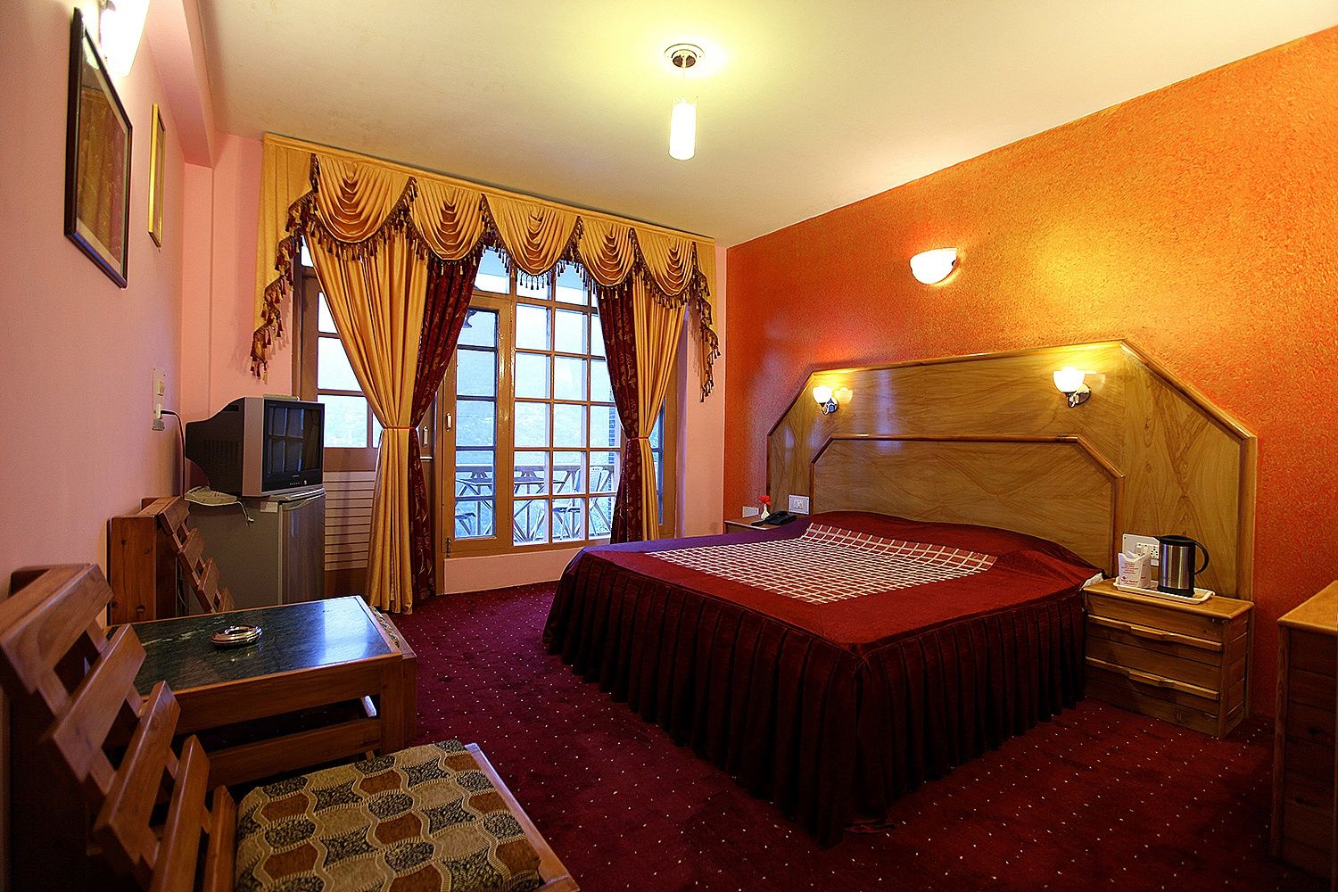 Naina Resort