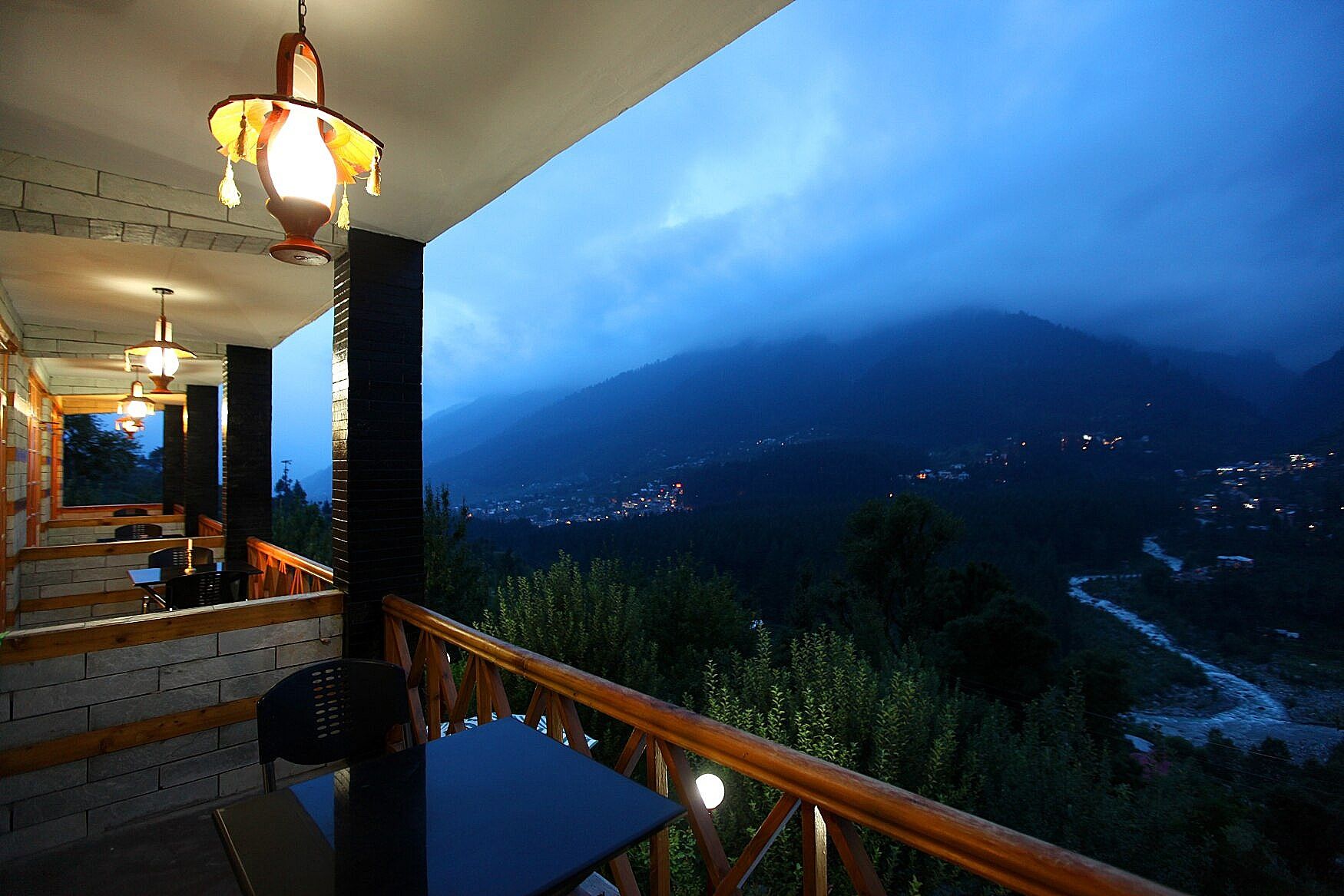 Naina Resort
