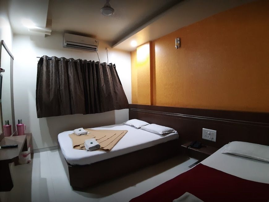 Deluxe Triple non ac