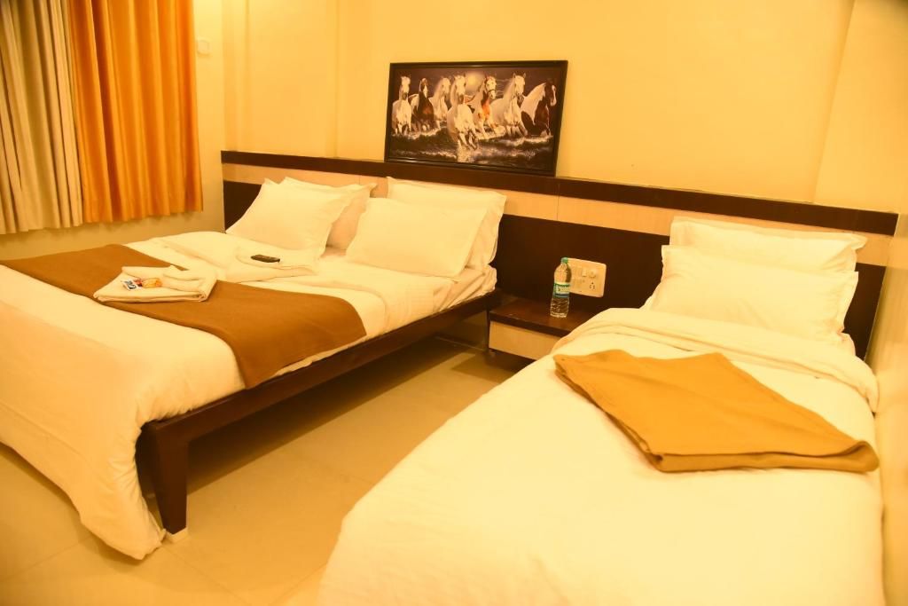 Basic Triple Room