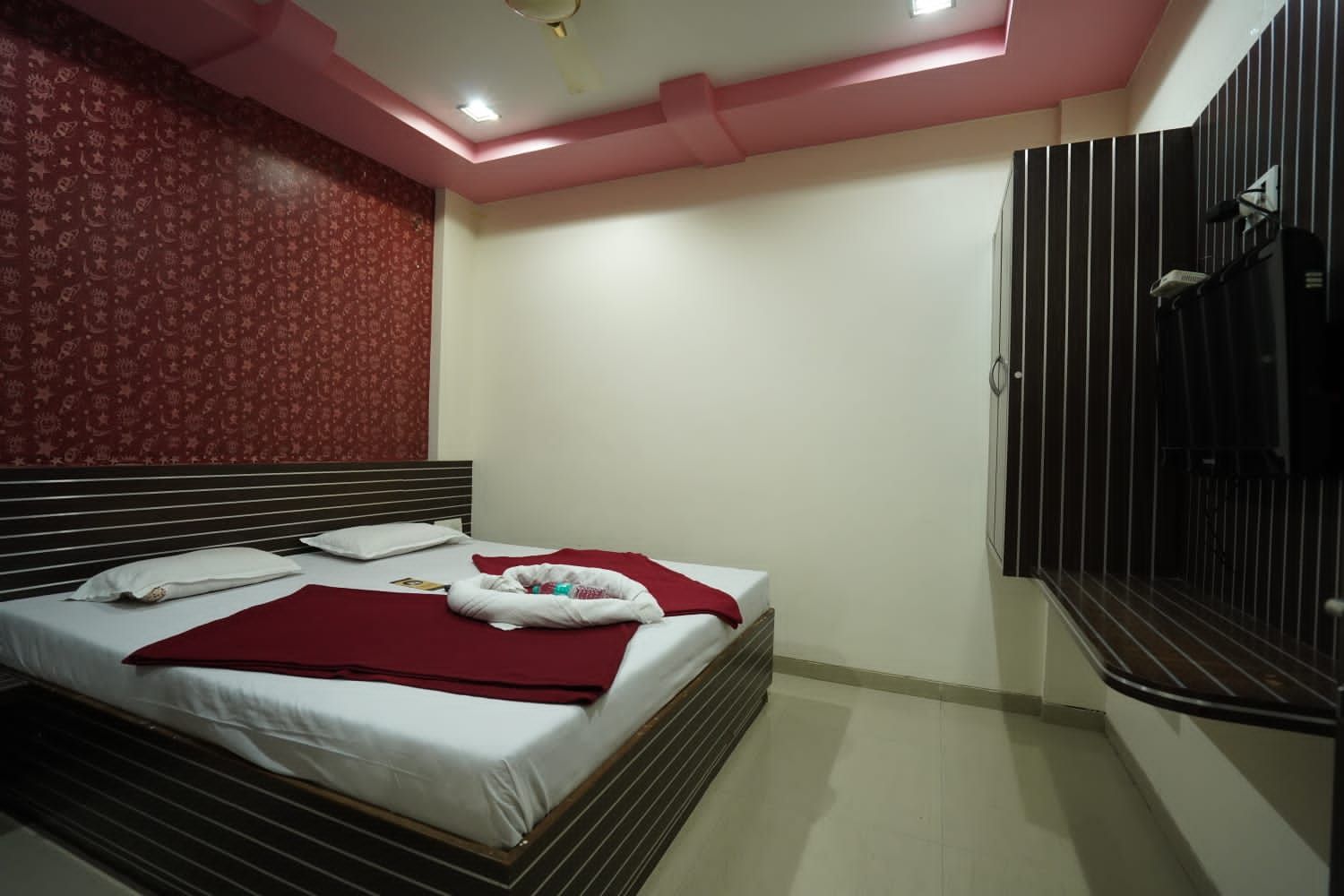 undefined Hotel G Palace 4