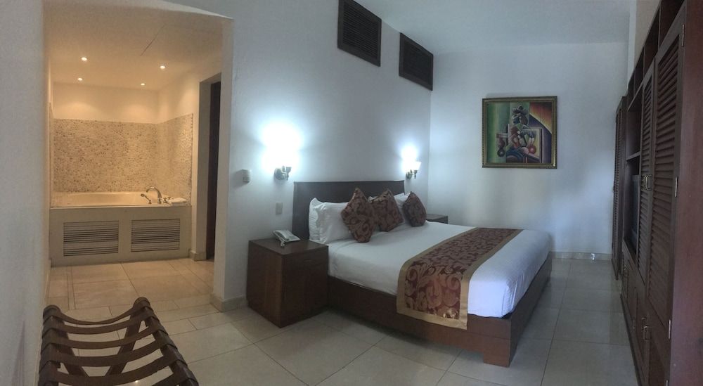 Executive Suite, 1 King Bed, Jetted Tub