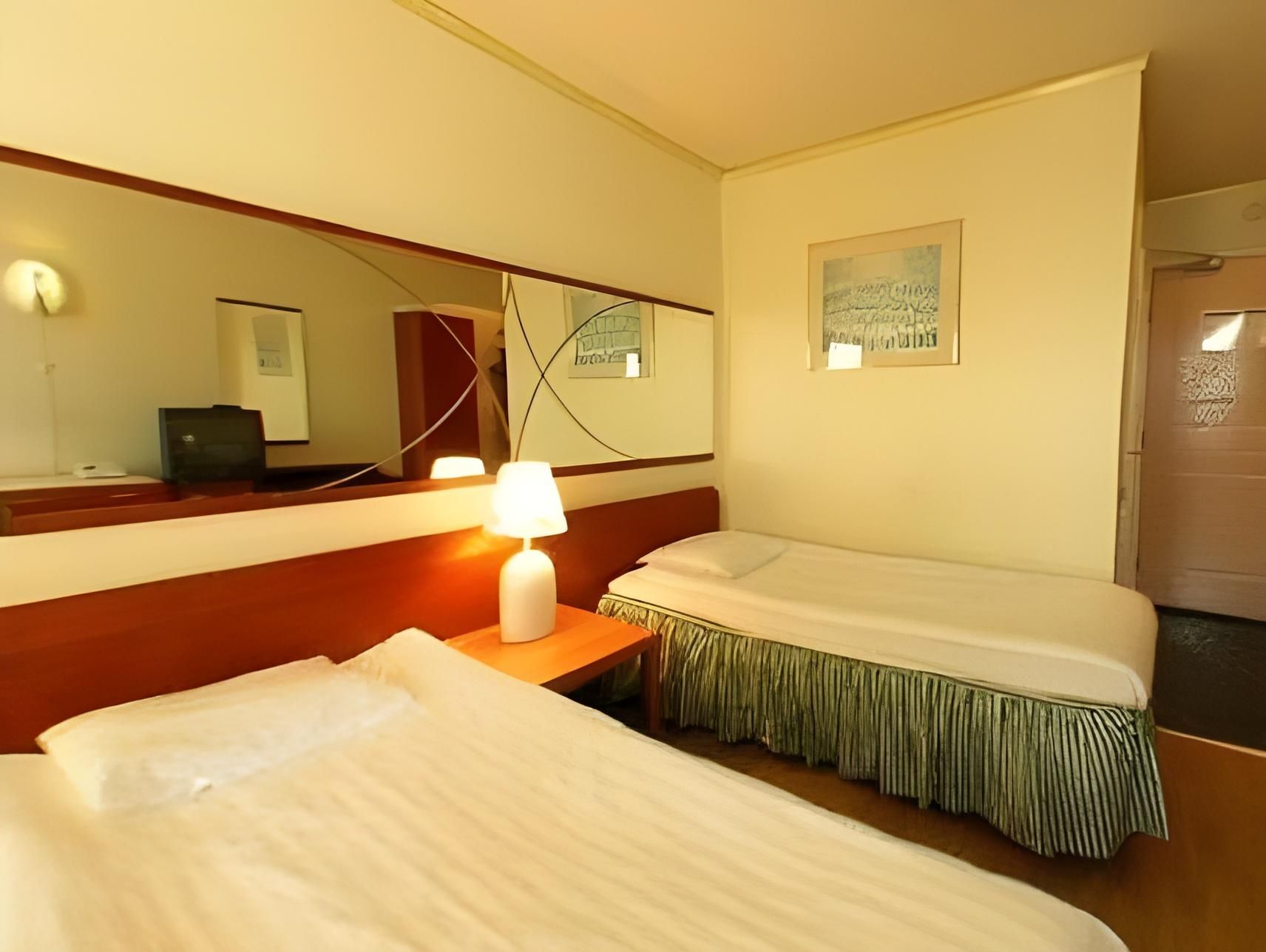 Twin Room with Evening Meal