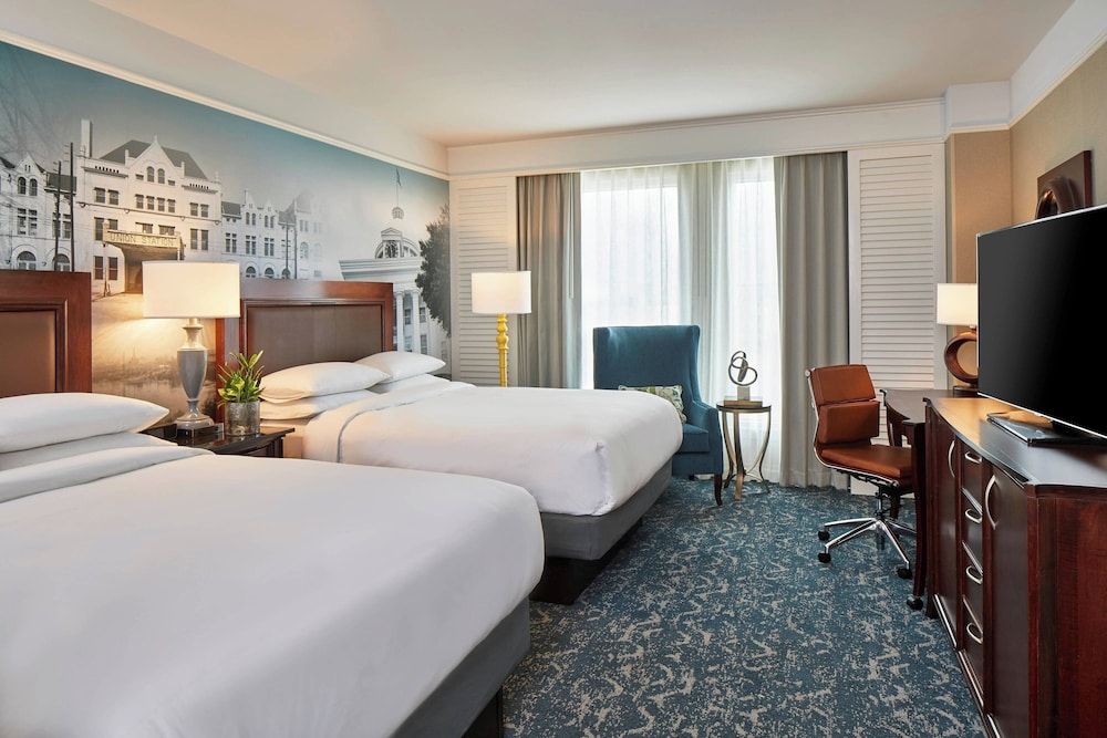 Room, 2 Queen Beds (Mobility/Hearing Accessible, Tub)