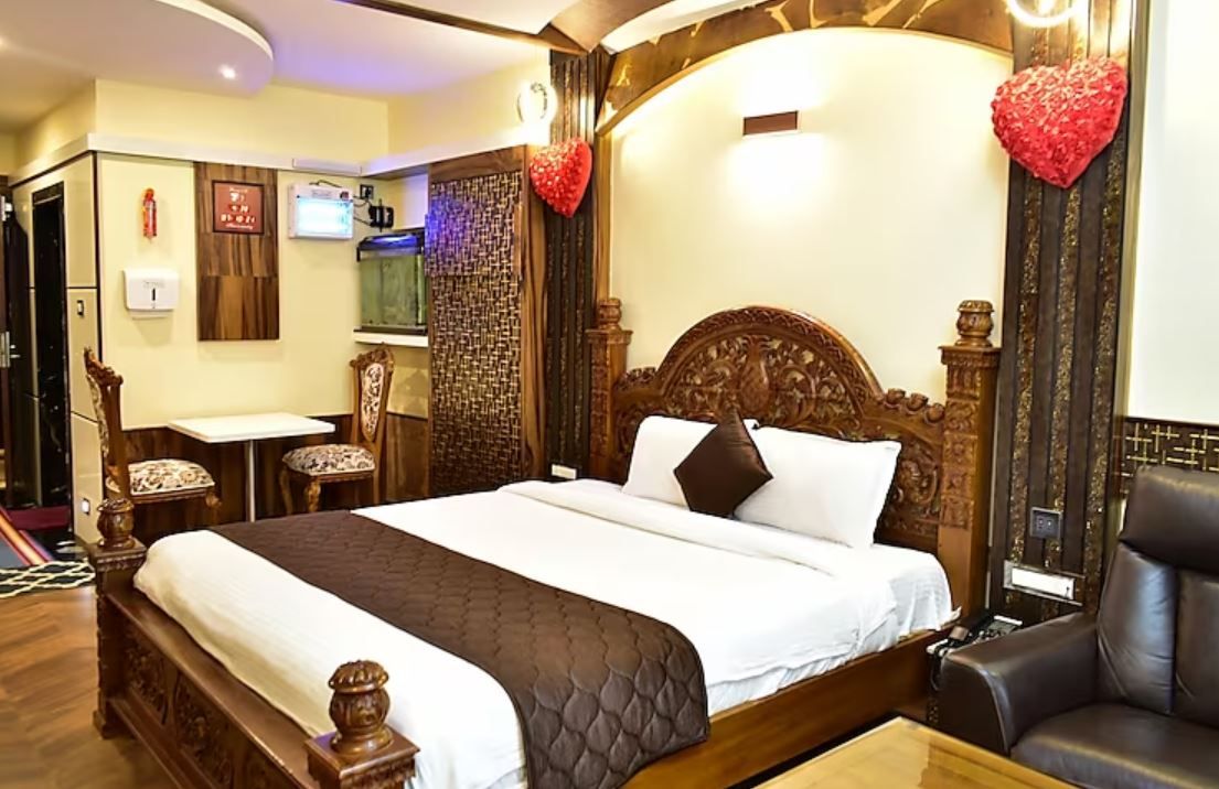 undefined Beverly Villa  5