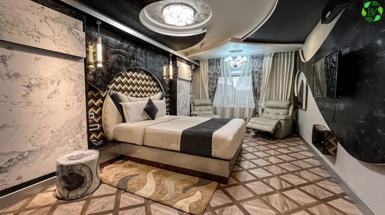 Luxury Mountain View Suite